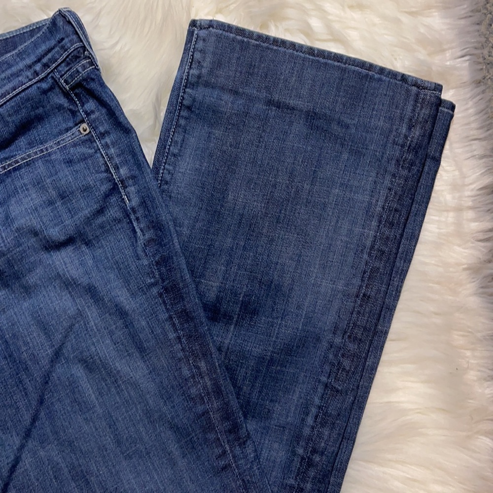 7 For All Mankind 7Fam Low Rise Boot Cut Medium Wash Blue Jeans Size 32 - Picture 6 of 16